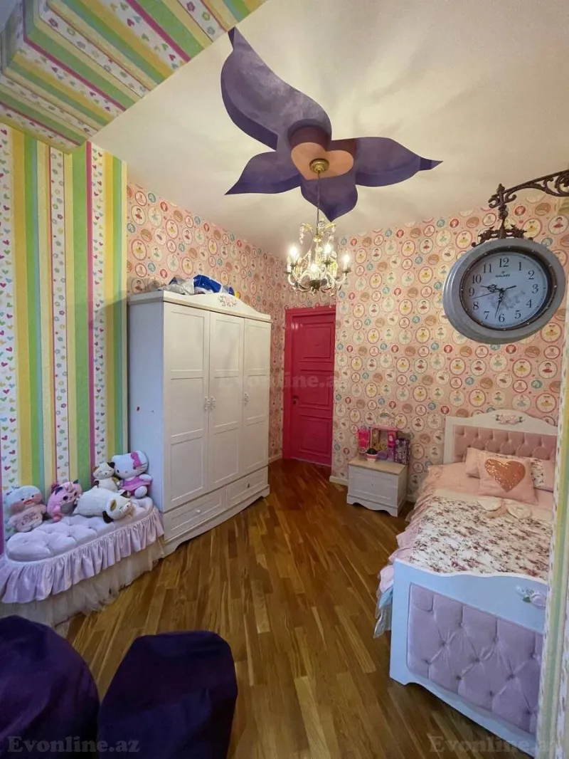 Satılır 4 otaqlı Mənzil Yeni tikili 200 m² Nərimanov r. - şəkil 7