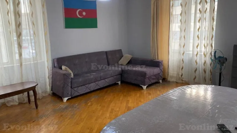 Kirayə verilir 1 otaqlı Mənzil Köhnə tikili 35 m² Nəriman Nərimanov m.