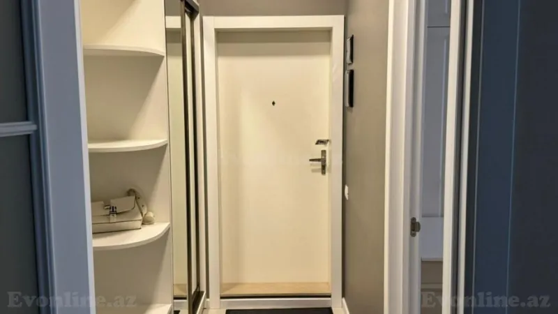 Satılır 3 otaqlı Mənzil Köhnə tikili 75 m² Badamdar