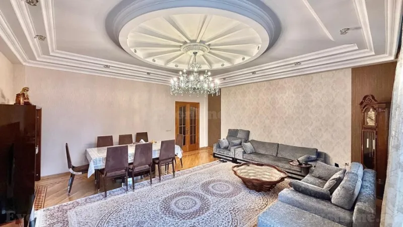 Satılır 4 otaqlı Mənzil Yeni tikili 187 m² 8 Noyabr m. - şəkil 2