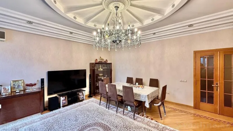 Satılır 4 otaqlı Mənzil Yeni tikili 187 m² 8 Noyabr m. - şəkil 3