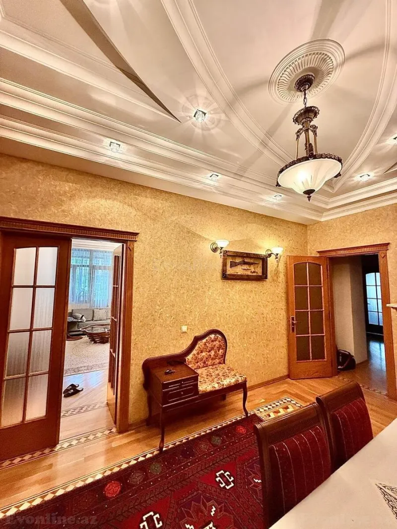 Satılır 4 otaqlı Mənzil Yeni tikili 187 m² 8 Noyabr m. - şəkil 17