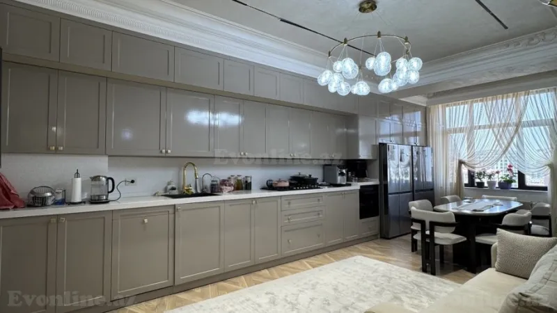 Satılır 7 otaqlı Mənzil Yeni tikili 220 m² Nəriman Nərimanov m. - şəkil 6