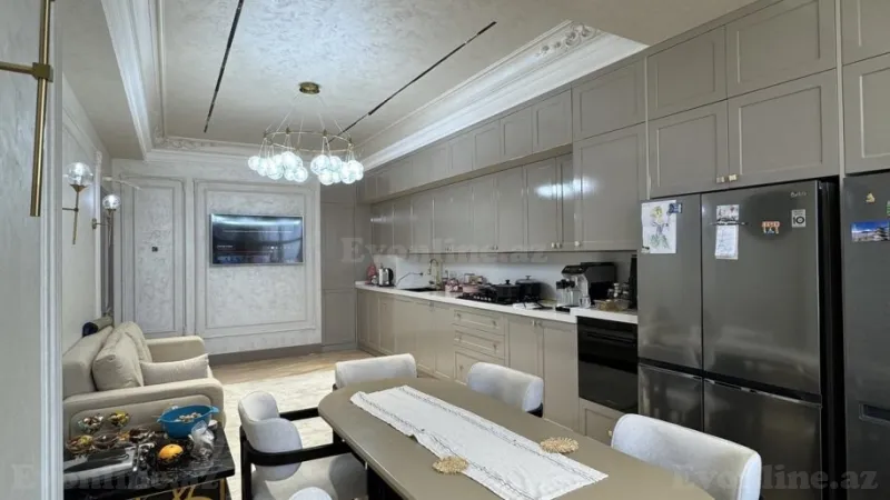 Satılır 7 otaqlı Mənzil Yeni tikili 220 m² Nəriman Nərimanov m. - şəkil 7