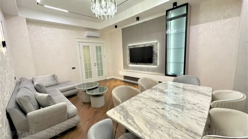 Kirayə verilir 3 otaqlı Mənzil Yeni tikili 150 m² Xətai r. - şəkil 2