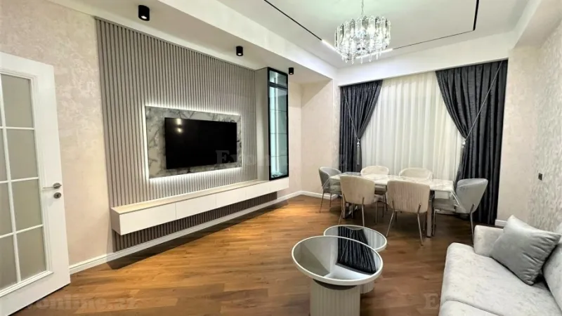 Kirayə verilir 3 otaqlı Mənzil Yeni tikili 150 m² Xətai r. - şəkil 5