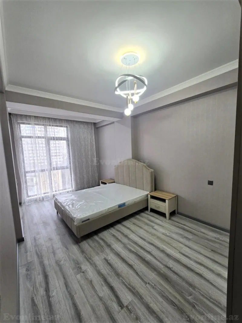 Satılır 2 otaqlı Mənzil Yeni tikili 85 m² Qara Qarayev m. - şəkil 5