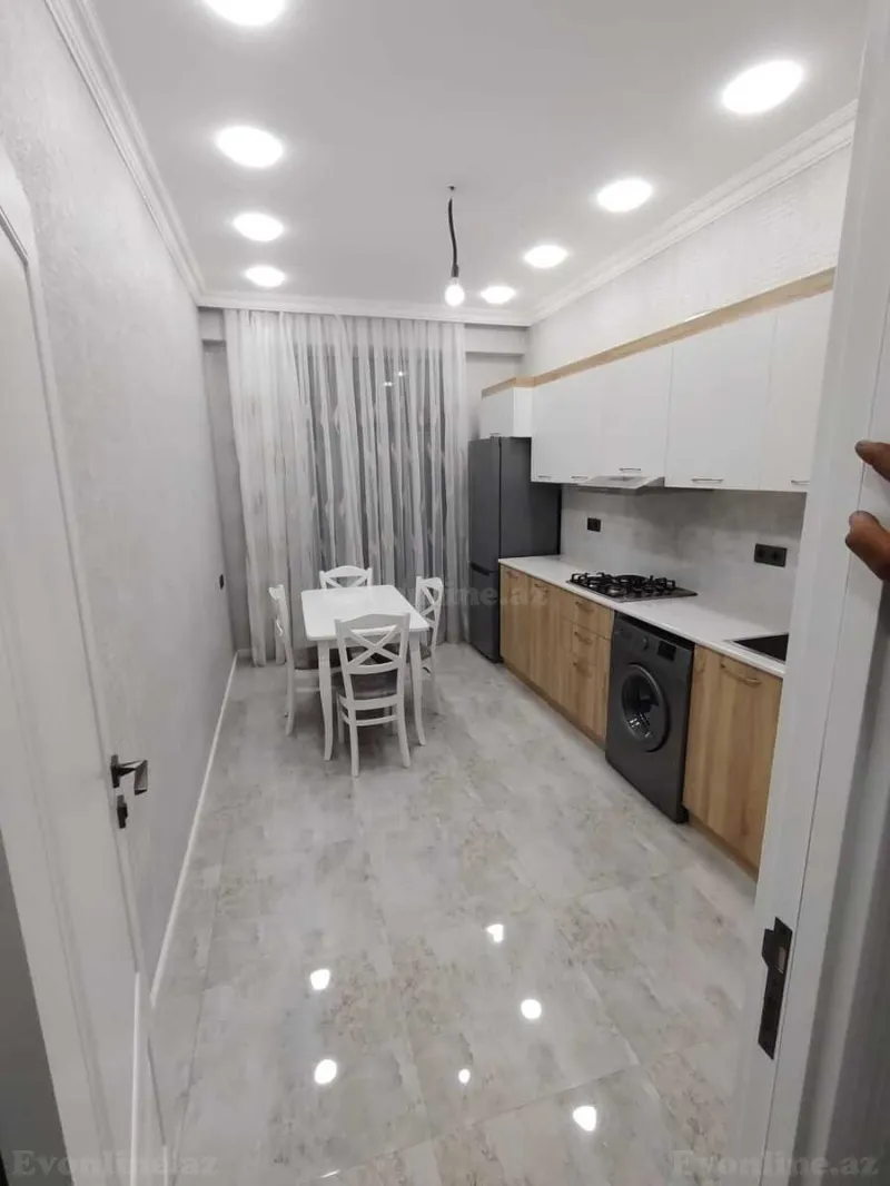 Kirayə verilir 2 otaqlı Mənzil Yeni tikili 70 m² 20 Yanvar m.