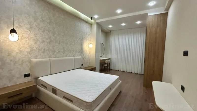 Kirayə verilir 3 otaqlı Mənzil Yeni tikili 95 m² 28 May m.