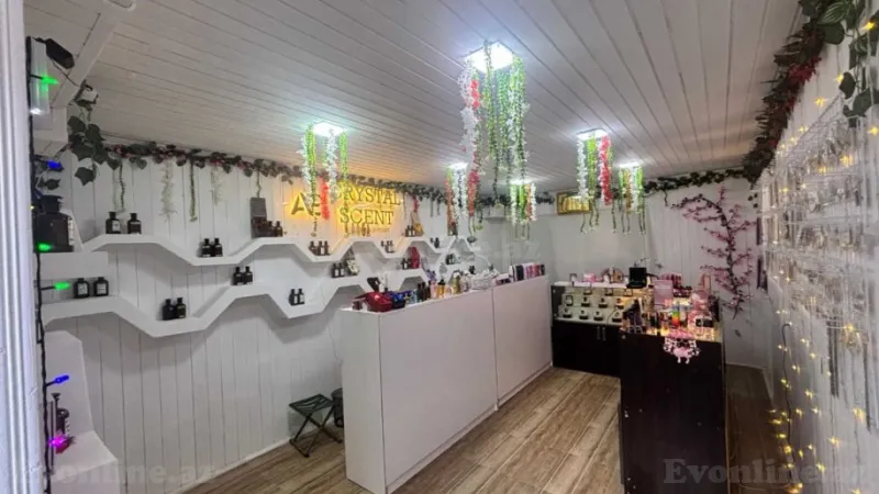 Kirayə verilir Obyekt 30 m² İçərişəhər m.