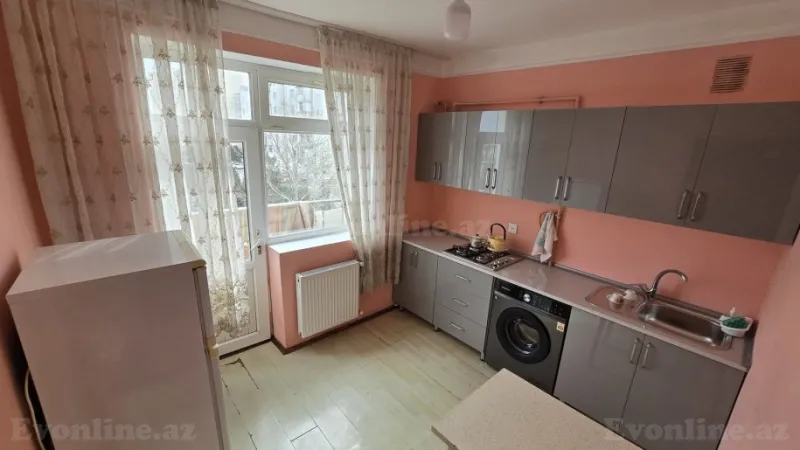 Kirayə verilir 2 otaqlı Mənzil Köhnə tikili 65 m² Sulutəpə