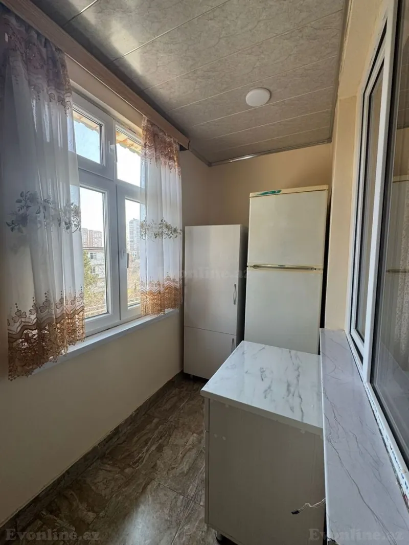 Kirayə verilir 2 otaqlı Mənzil Köhnə tikili 50 m² 4-cü mikrorayon - şəkil 5