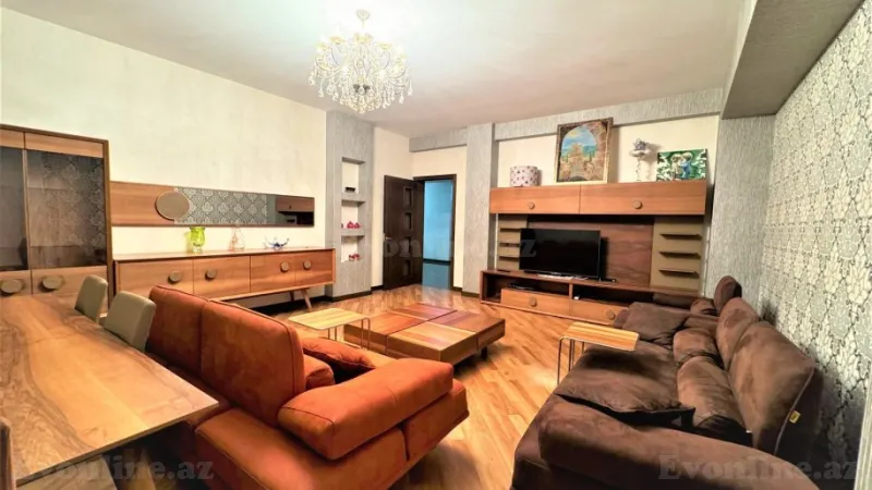 Kirayə verilir 4 otaqlı Mənzil Yeni tikili 200 m² Nərimanov r.