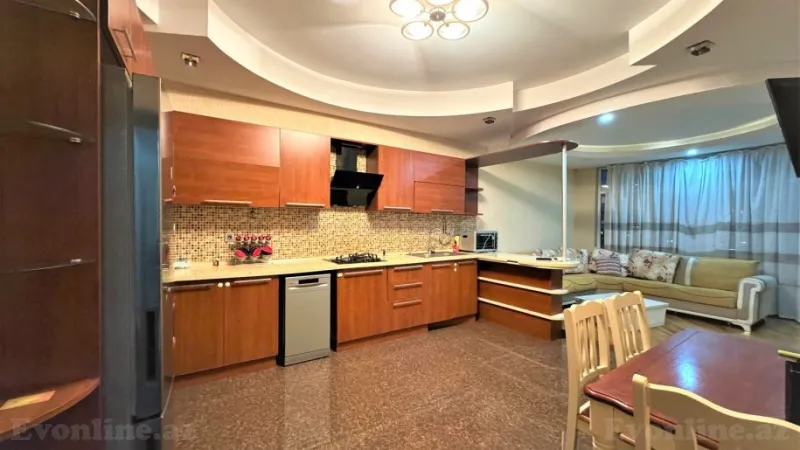 Kirayə verilir 4 otaqlı Mənzil Yeni tikili 200 m² Nərimanov r. - şəkil 10