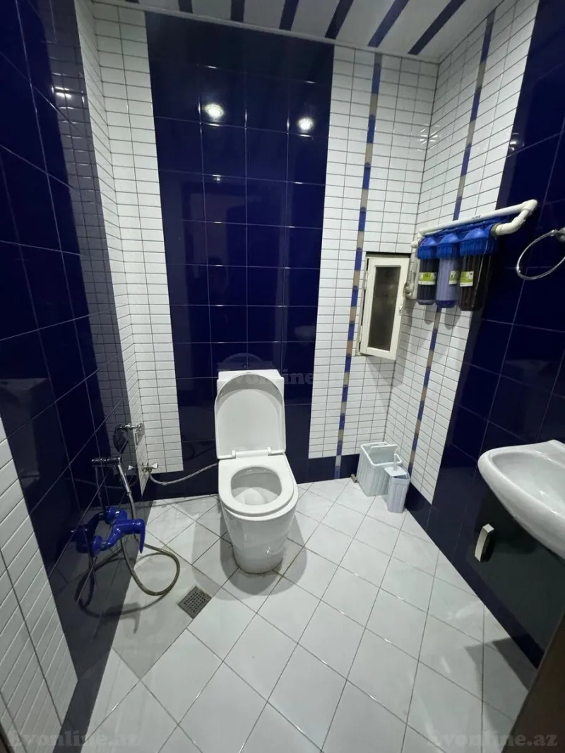 Kirayə verilir 4 otaqlı Mənzil Yeni tikili 200 m² Nərimanov r. - şəkil 14