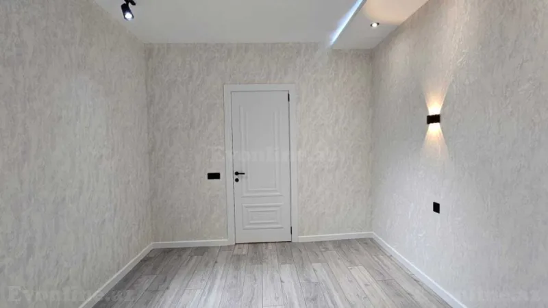Satılır 3 otaqlı Mənzil Köhnə tikili 75 m² 8-ci mikrorayon - şəkil 6