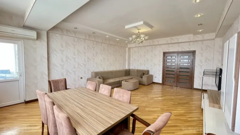 Satılır 3 otaqlı Mənzil Yeni tikili 147 m² Neftçilər m. - şəkil 4