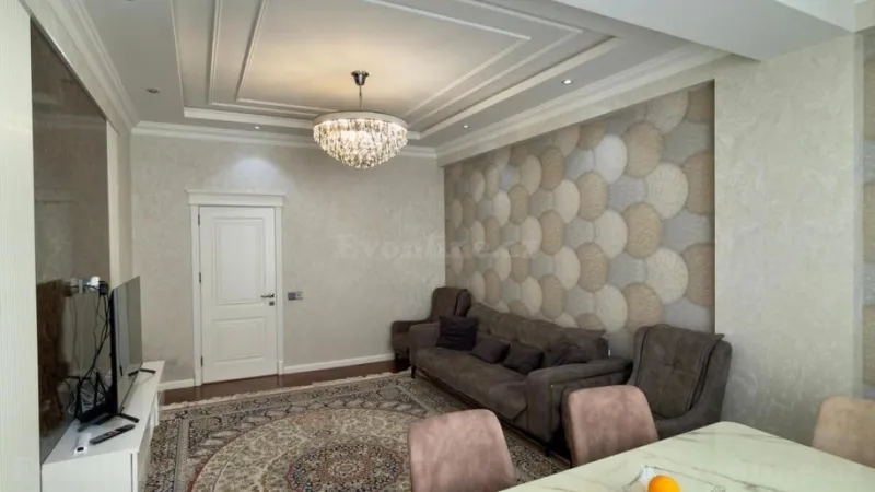 Satılır 3 otaqlı Mənzil Yeni tikili 121 m² Gənclik m. - şəkil 2