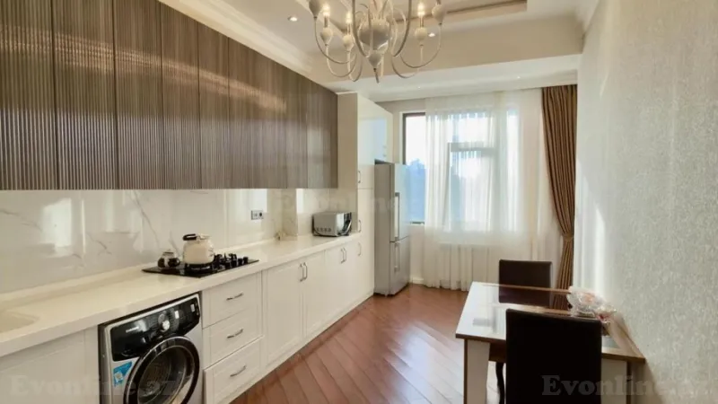 Satılır 3 otaqlı Mənzil Yeni tikili 121 m² Gənclik m. - şəkil 7