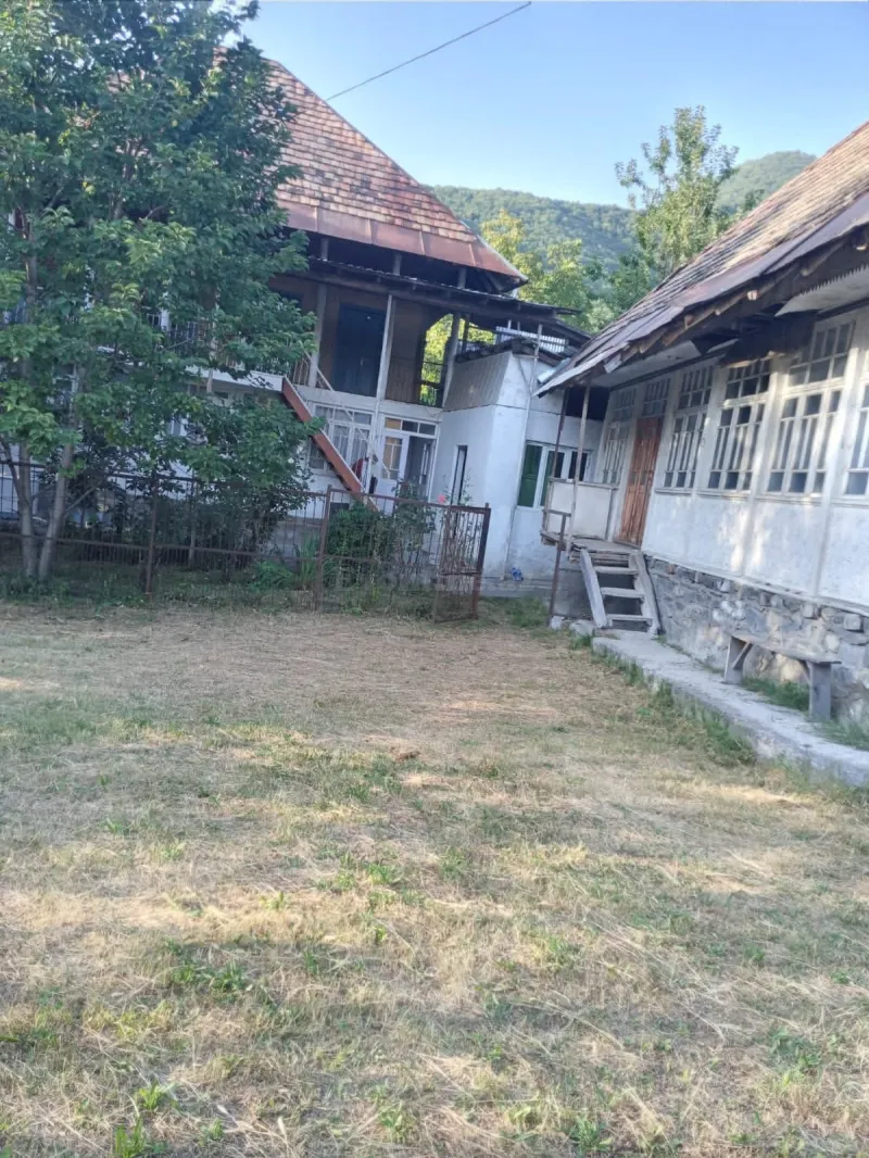 Satılır 4 otaqlı Həyət evi 120 m² Şəki - şəkil 4