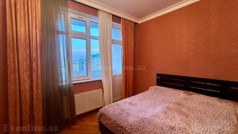 Satılır 3 otaqlı Mənzil Yeni tikili 135 m² 8 Noyabr m. - şəkil 6