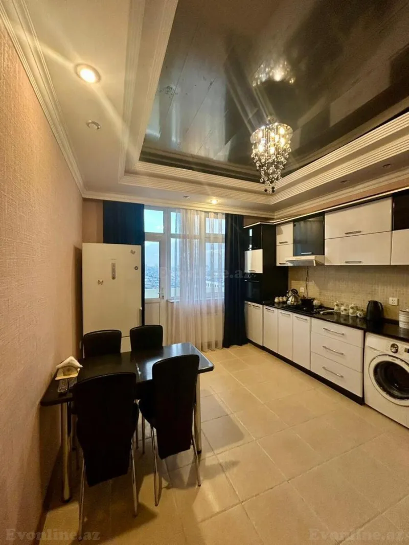 Satılır 3 otaqlı Mənzil Yeni tikili 135 m² 8 Noyabr m. - şəkil 14