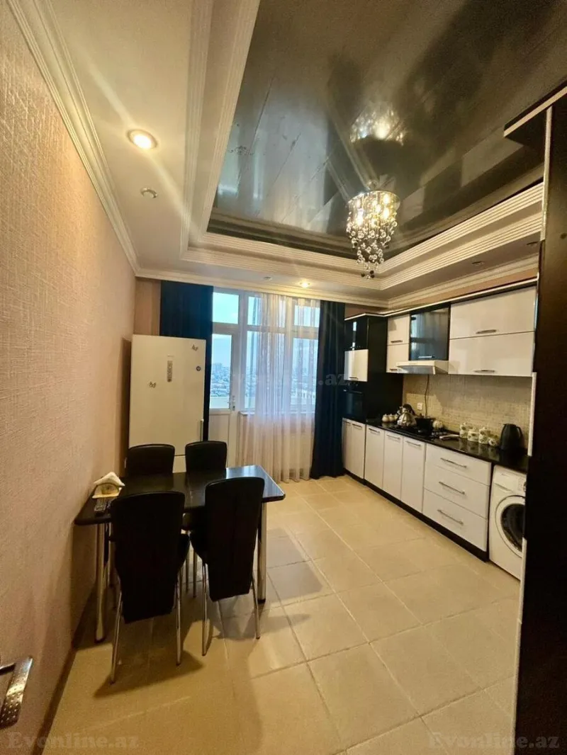 Satılır 3 otaqlı Mənzil Yeni tikili 135 m² 8 Noyabr m. - şəkil 17