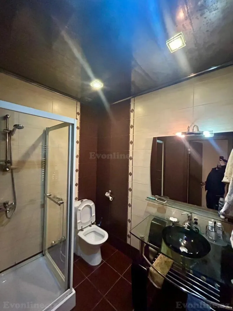 Satılır 3 otaqlı Mənzil Yeni tikili 135 m² 8 Noyabr m. - şəkil 19