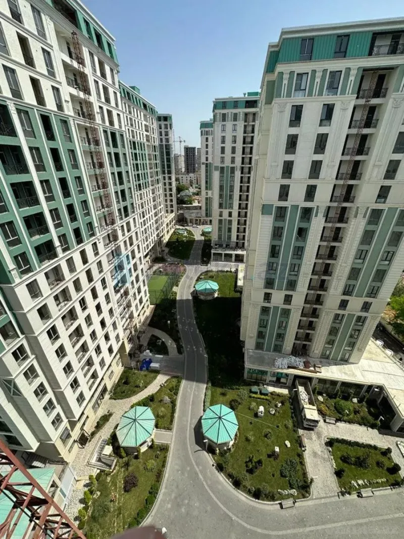 Kirayə verilir 3 otaqlı Mənzil Yeni tikili 144 m² Gənclik m. - şəkil 2