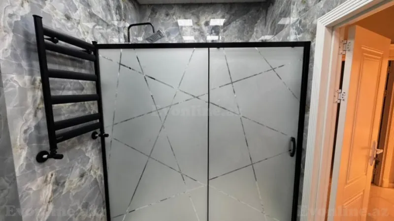 Kirayə verilir 3 otaqlı Mənzil Yeni tikili 144 m² Gənclik m. - şəkil 18