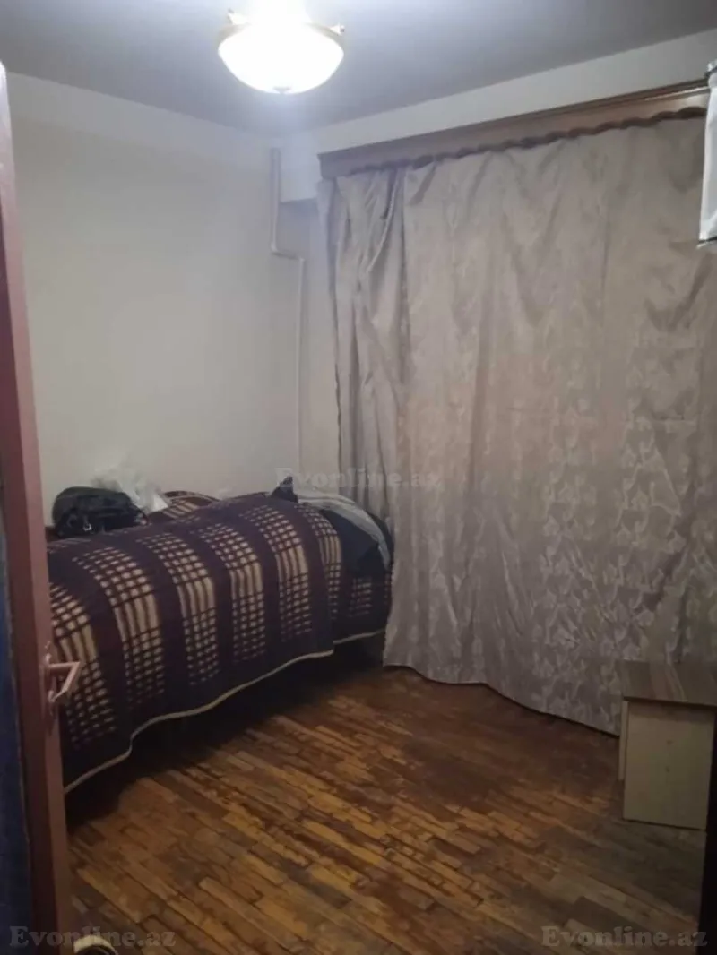Satılır 3 otaqlı Mənzil Köhnə tikili 80 m² 28 May m. - şəkil 2