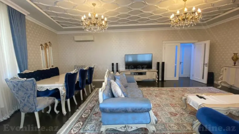 Satılır 3 otaqlı Mənzil Yeni tikili 160 m² 8 Noyabr m.