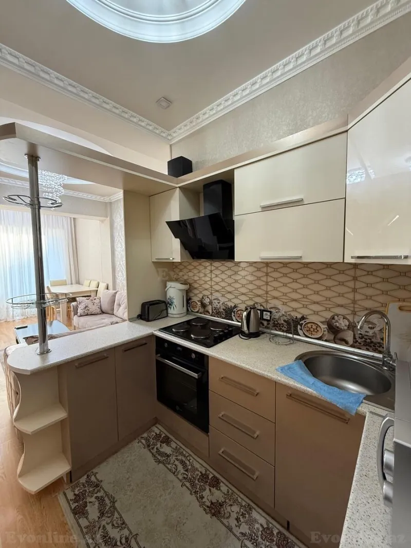 Kirayə verilir 2 otaqlı Mənzil Yeni tikili 70 m² Xətai m. - şəkil 6