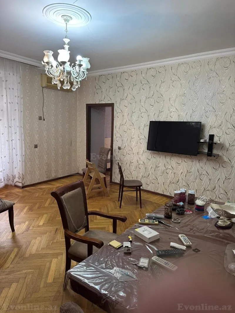 Kirayə verilir 3 otaqlı Mənzil Köhnə tikili 88 m² Nəsimi r. - şəkil 4