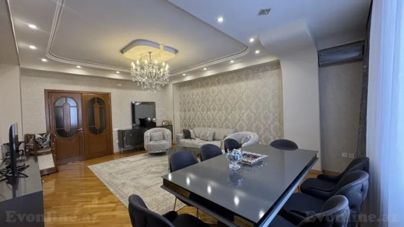 Satılır 4 otaqlı Mənzil Yeni tikili 172 m² 8 Noyabr m. - şəkil 3