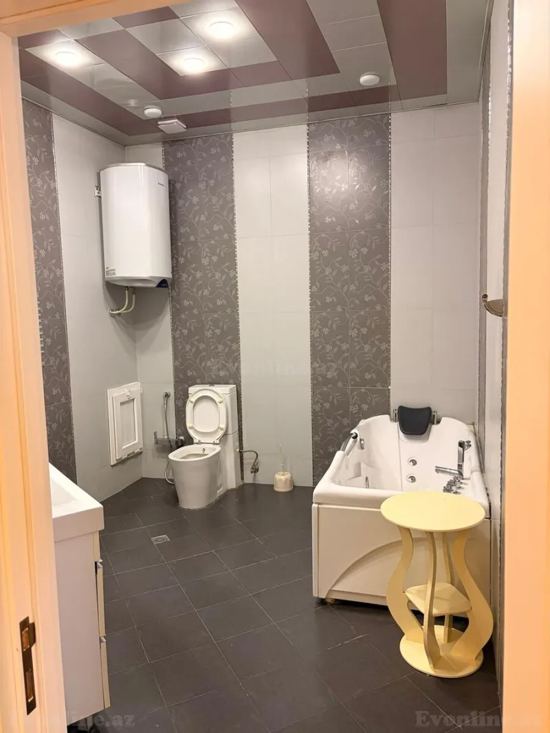 Kirayə verilir 4 otaqlı Mənzil Yeni tikili 220 m² Nəsimi r. - şəkil 9