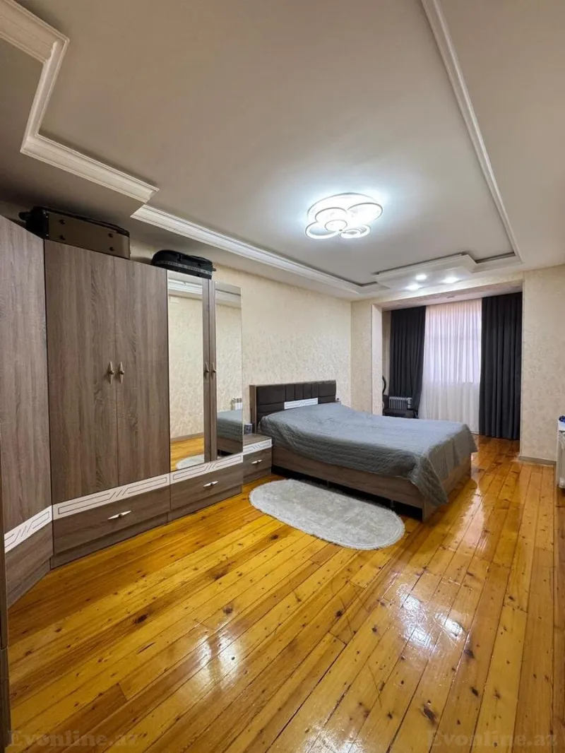 Satılır 5 otaqlı Mənzil Köhnə tikili 130 m² Neftçilər m. - şəkil 4