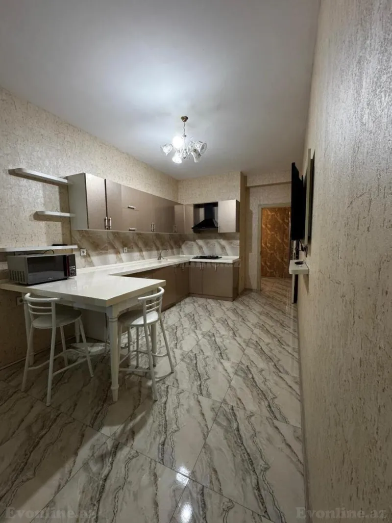 Kirayə verilir 2 otaqlı Mənzil Yeni tikili 110 m² Nəsimi r. - şəkil 4