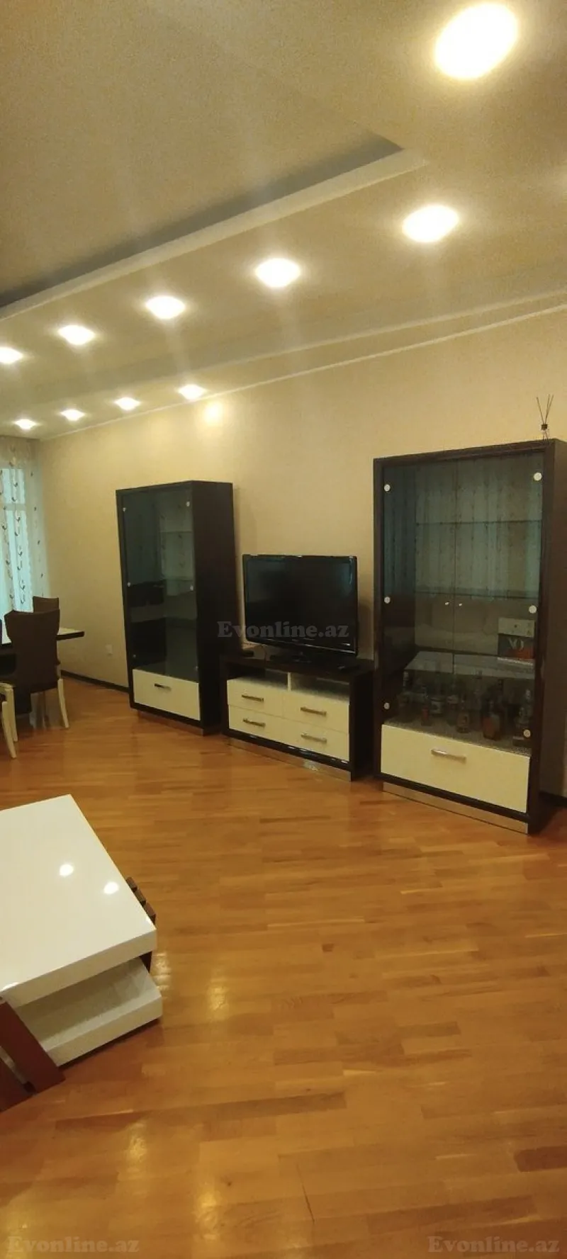 Kirayə verilir 3 otaqlı Mənzil Yeni tikili 150 m² Gənclik m. - şəkil 3