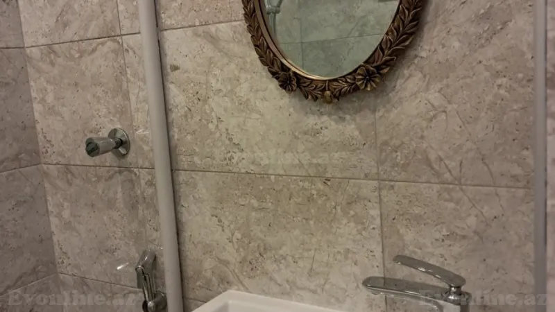 Kirayə verilir 2 otaqlı Mənzil Köhnə tikili 72 m² İçərişəhər m. - şəkil 5