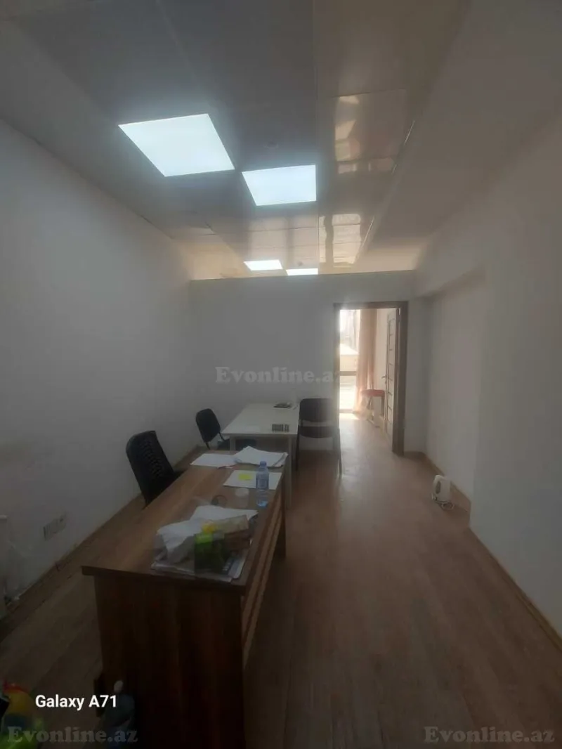 Kirayə verilir Ofis 20 m² Xətai m. - şəkil 2