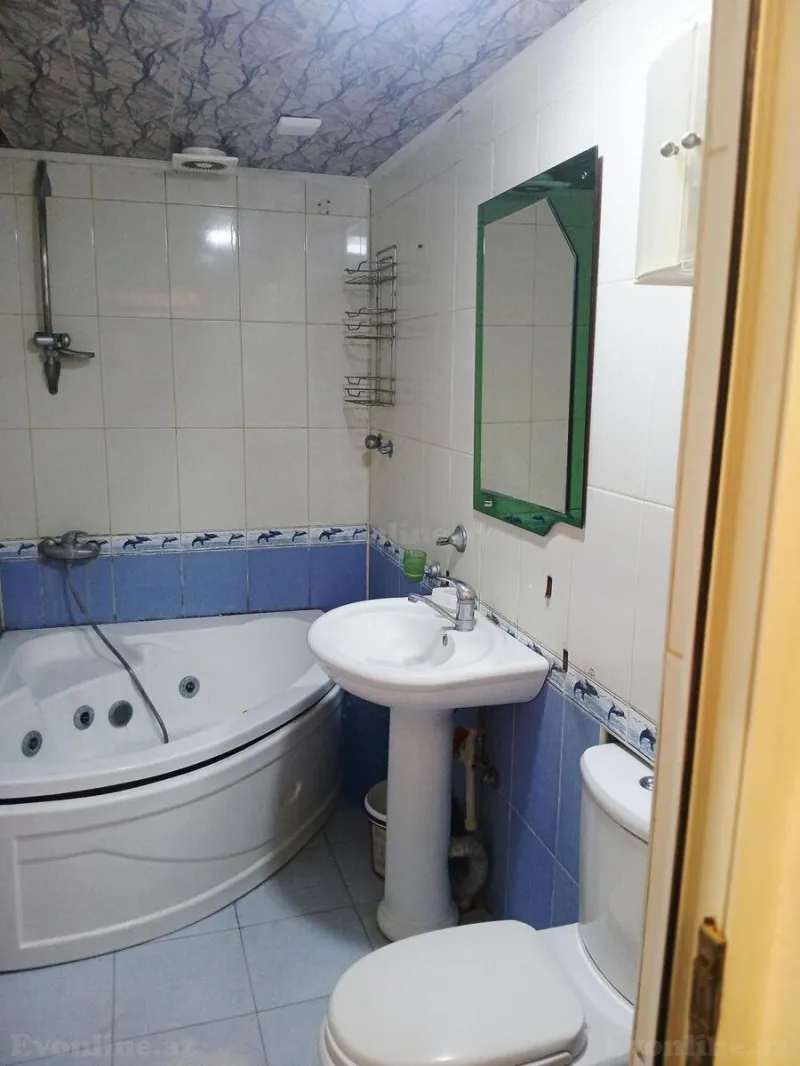 Kirayə verilir 2 otaqlı Mənzil Köhnə tikili 70 m² Bayıl - şəkil 4