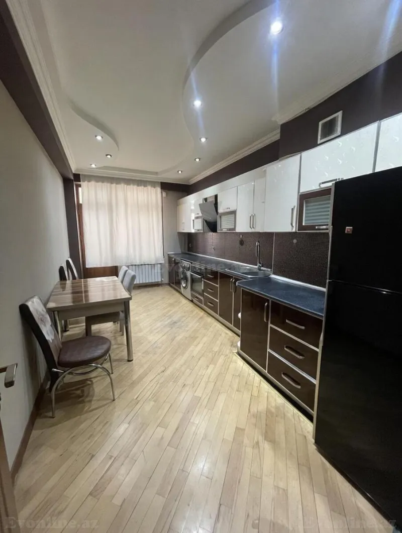 Kirayə verilir 2 otaqlı Mənzil Yeni tikili 105 m² İnşaatçılar m. - şəkil 8