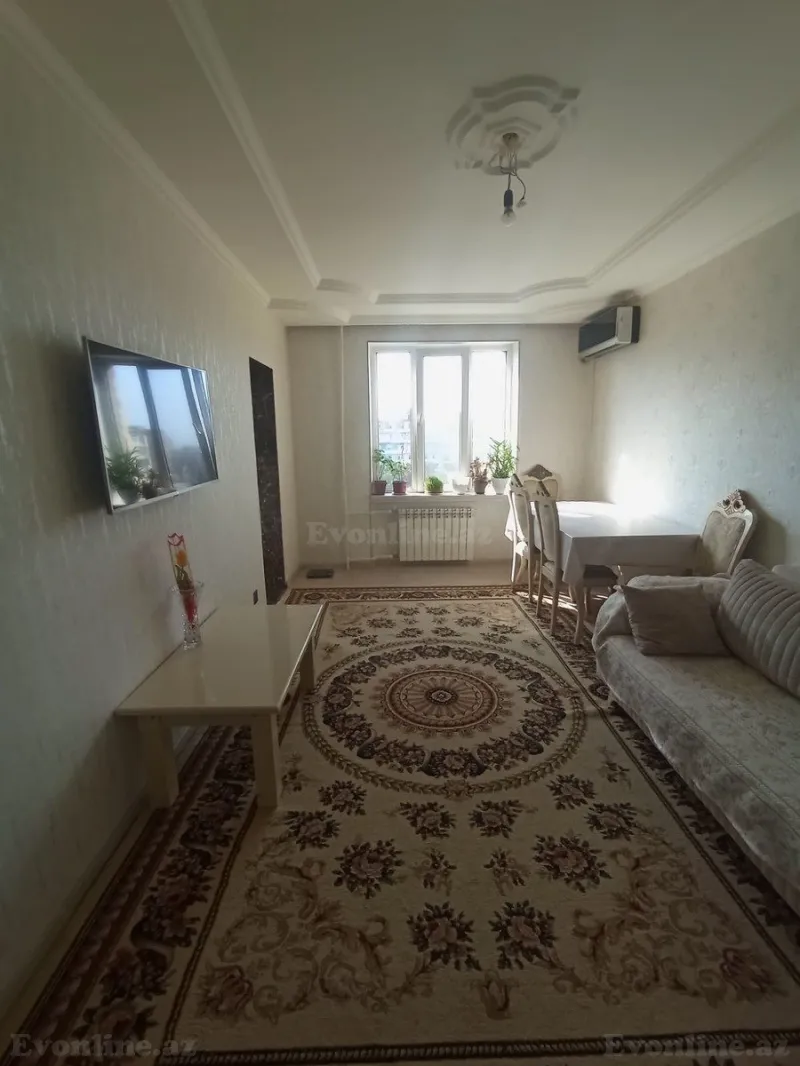 Satılır 3 otaqlı Mənzil Köhnə tikili 65 m² Əhmədli m.