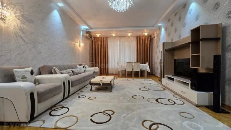 Kirayə verilir 3 otaqlı Mənzil Yeni tikili 100 m² Xətai m.