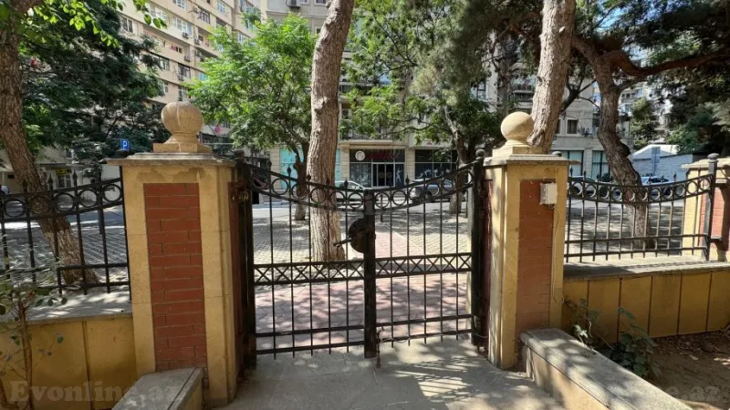 Kirayə verilir Ofis 320 m² Gənclik m. - şəkil 13