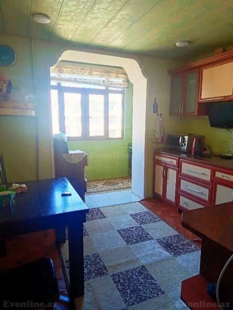 Satılır 3 otaqlı Mənzil Köhnə tikili 70 m² Qaraçuxur - şəkil 7