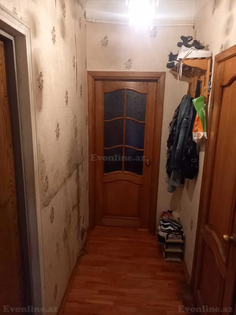 Satılır 2 otaqlı Mənzil Köhnə tikili 40 m² 4-cü mikrorayon - şəkil 4