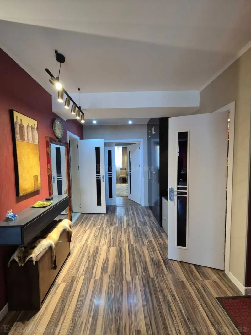 Satılır 2 otaqlı Mənzil Yeni tikili 85 m² 28 May m. - şəkil 2