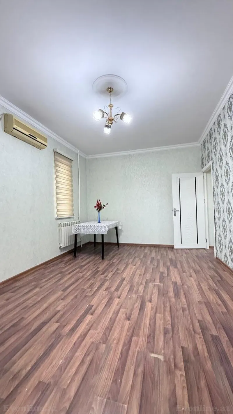 Satılır 2 otaqlı Mənzil Köhnə tikili 45 m² Suraxanı r.